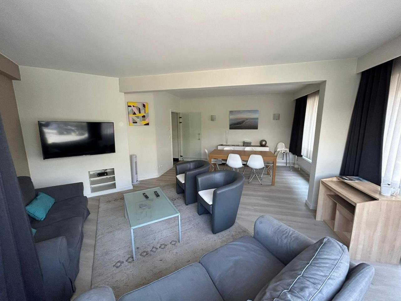 3 Bedroom Apartment Nearby The Sea Ostend Exterior photo