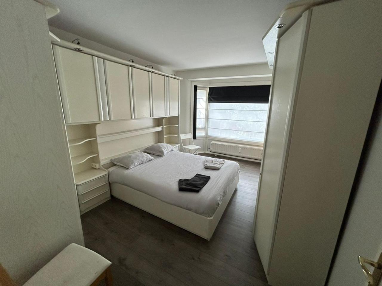 3 Bedroom Apartment Nearby The Sea Ostend Exterior photo